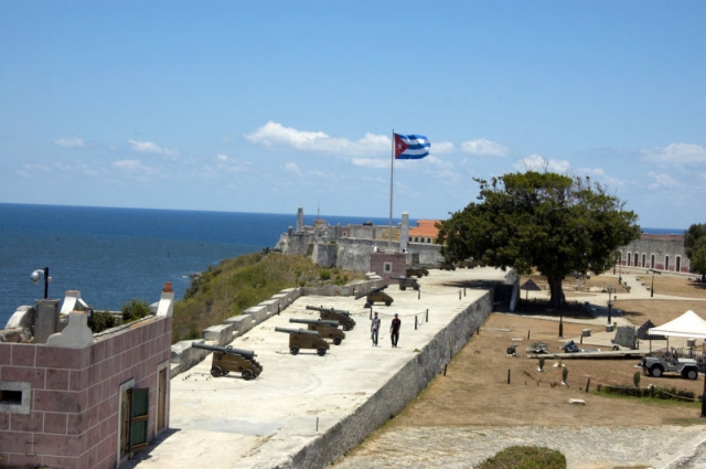 Крепость Сан-Карлос-де-ла-Кабанья (San Carlos de la Cabana)